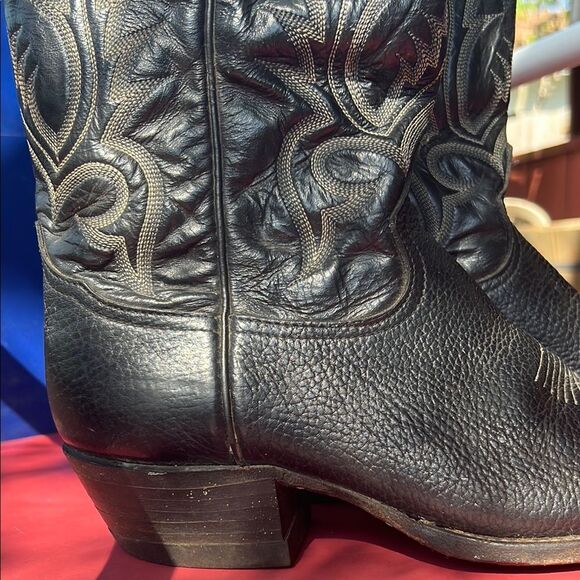 Tony Lama Black Leather Cowboy Boots with Embroidered Design Style 6904 Size 9 D - Picture 5 of 16